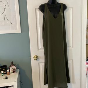 Olive 🫒 green maxi dress